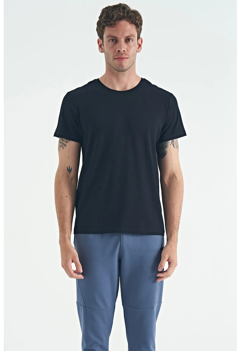 Tricou barbati - regular fit - elastic - negru - bumbac cu elastan