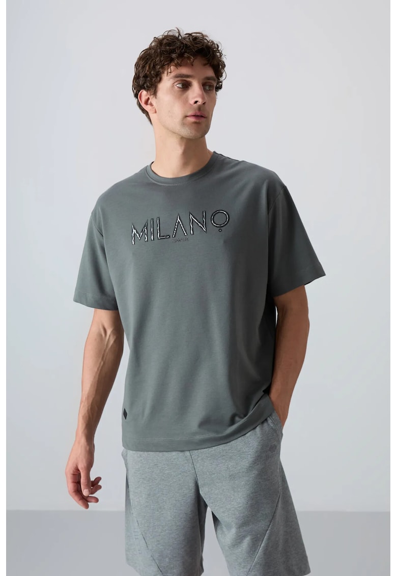 Tricou barbati - supradimensionat - imprimeu pe spate - gri ardezie - bumbac - poliester - lycra