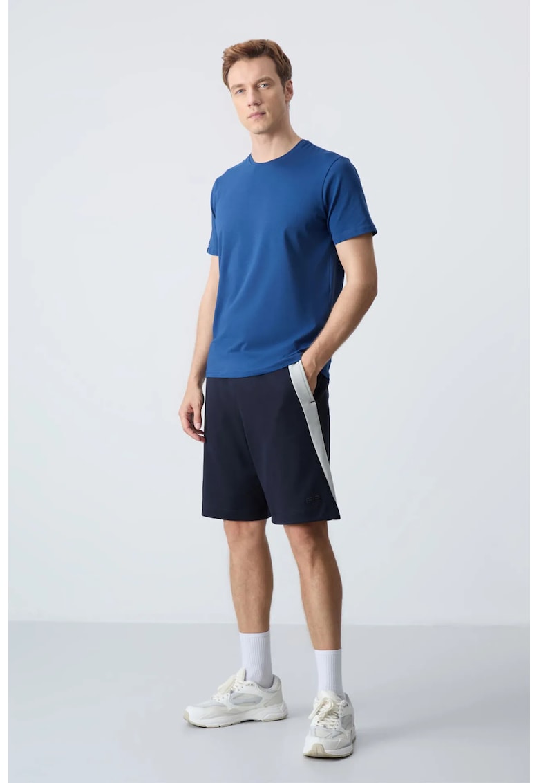 Pantaloni scurti - Barbati - Pantaloni scurti din amestec de bumbac TOMMY pentru barbati - Multicolor -