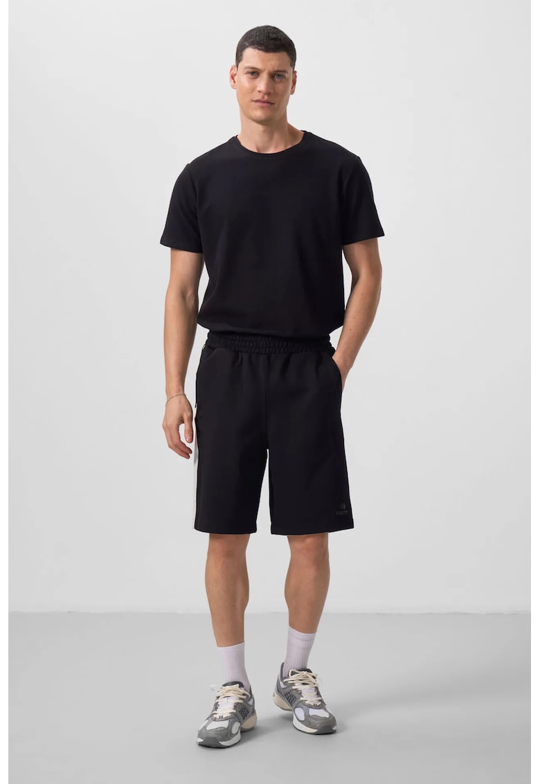 Pantaloni scurti - Barbati - TOMMY Pantaloni scurti supradimensionati din din amestec de bumbac - Negru -