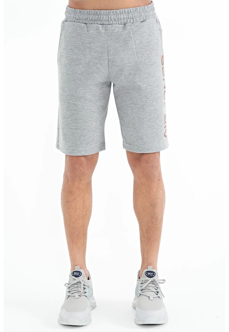 Pantaloni scurti - Barbati - Pantaloni scurti de trening din fleece imprimati TOMMY pentru barbati - Gri deschis -