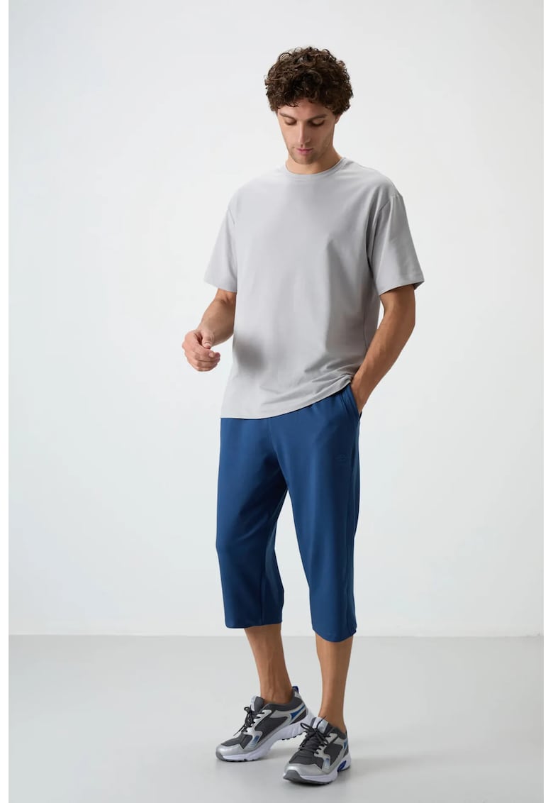 Pantaloni scurti - Barbati - Pantaloni scurti Capri TOMMY pentru barbati cu talie medie si