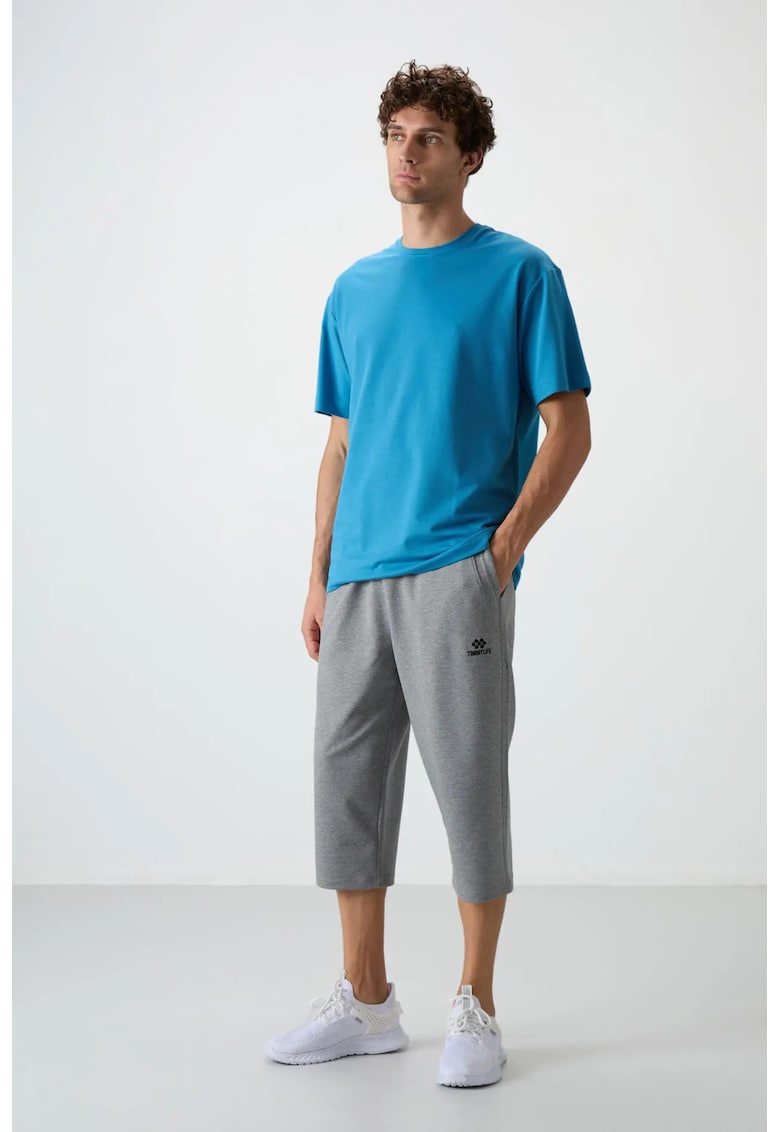 Pantaloni scurti - Barbati - Pantaloni scurti Capri TOMMY pentru barbati cu talie medie si croiala larga - Gri - Gri