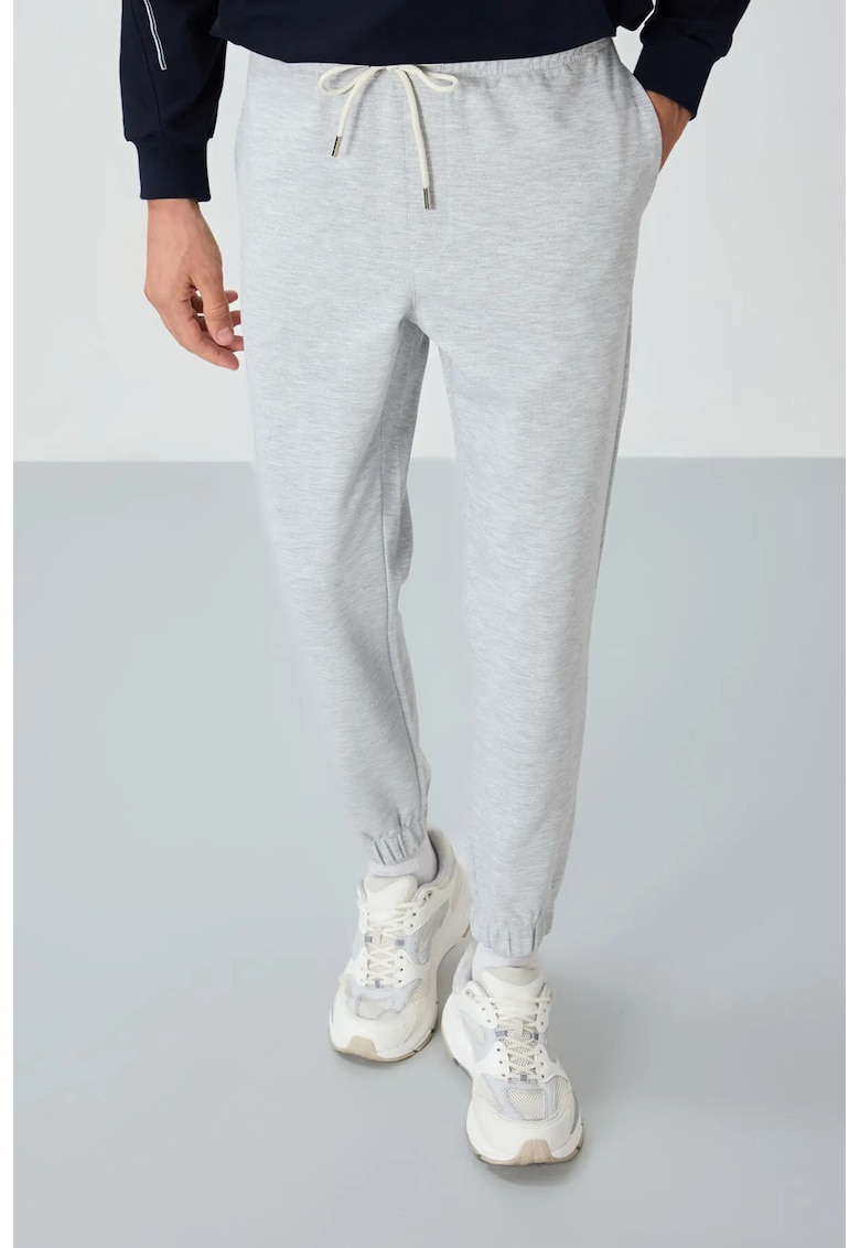 Pantaloni de trening - Barbati - Pantaloni de trening TOMMY pentru Regular din fleece - Gri deschis - Gri deschis