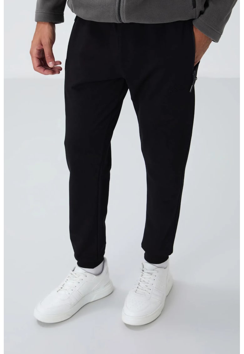Pantaloni de trening - Barbati - Pantaloni de trening TOMMY pentru barbati cu buzunar cu fermoar - Negru - Negru