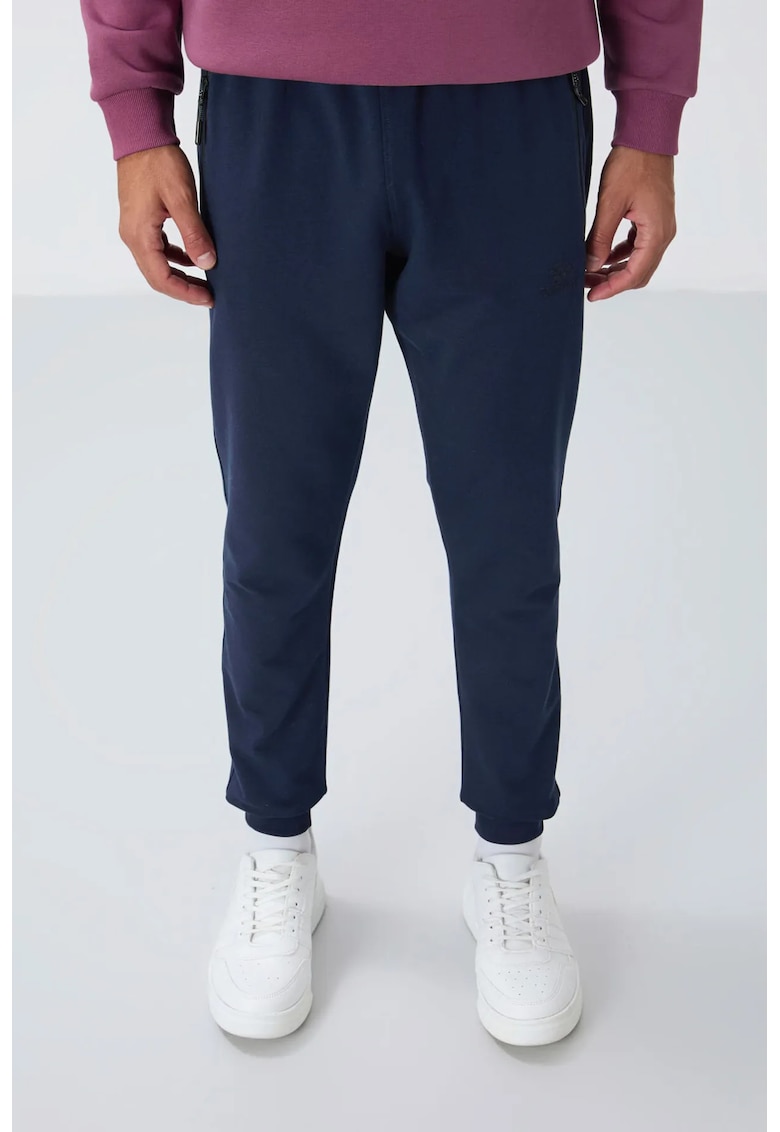 Pantaloni de trening - Barbati - Pantaloni de trening TOMMY pentru barbati cu buzunar cu fermoar -