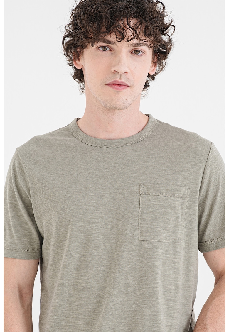Tricou cu buzunar pe piept - Verde deschis