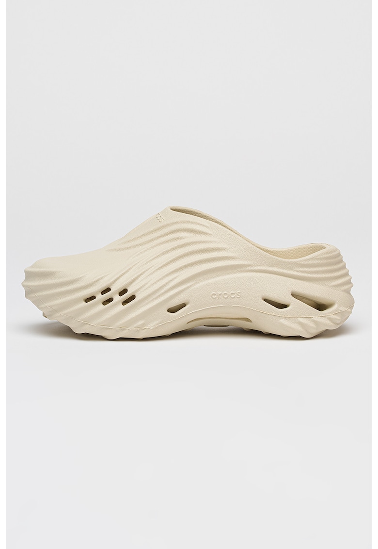 Saboti unisex cu perforatii si model texturat Echo Wave - Bej deschis