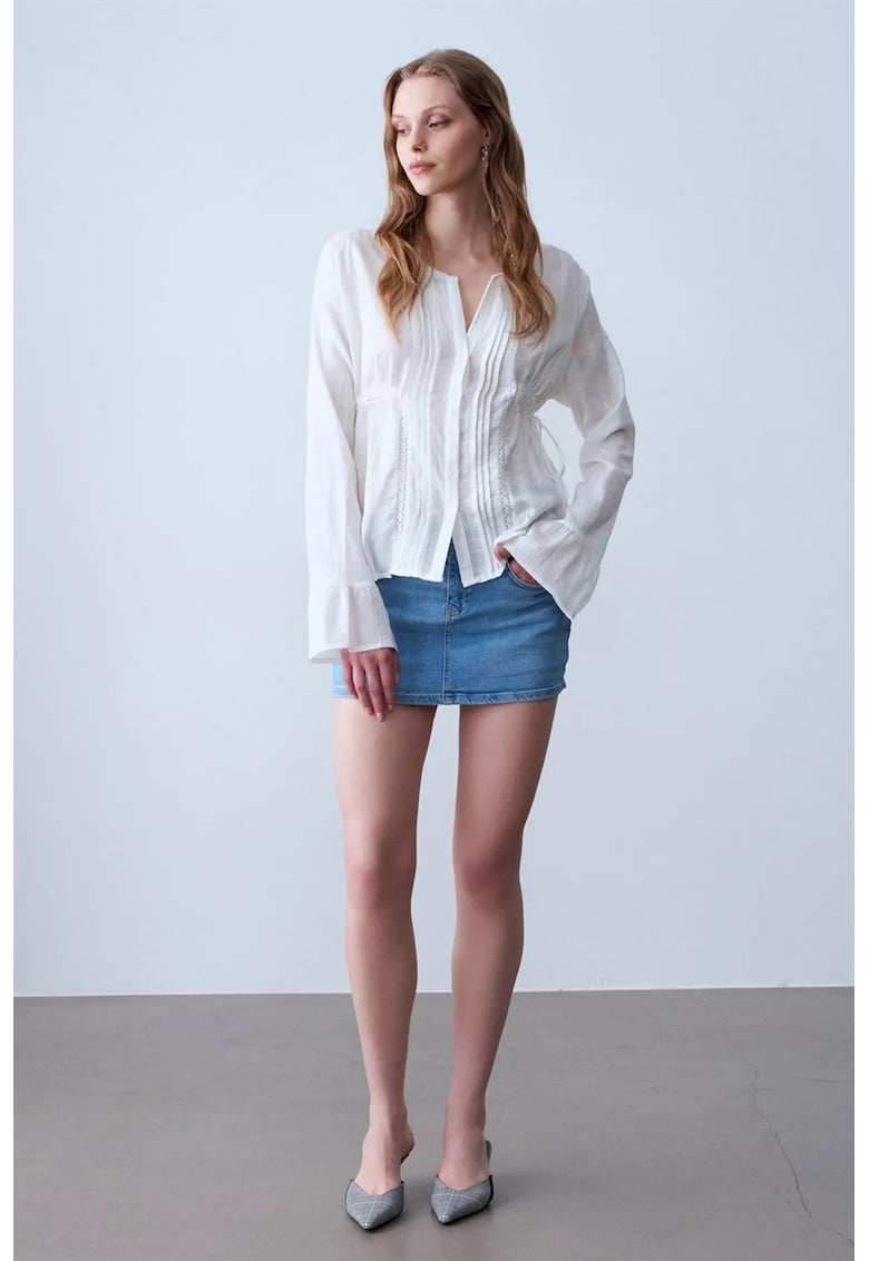 Bluza dama - regular fit - alb - bumbac-viscoza - maneci lungi - decolteu in V - broderie