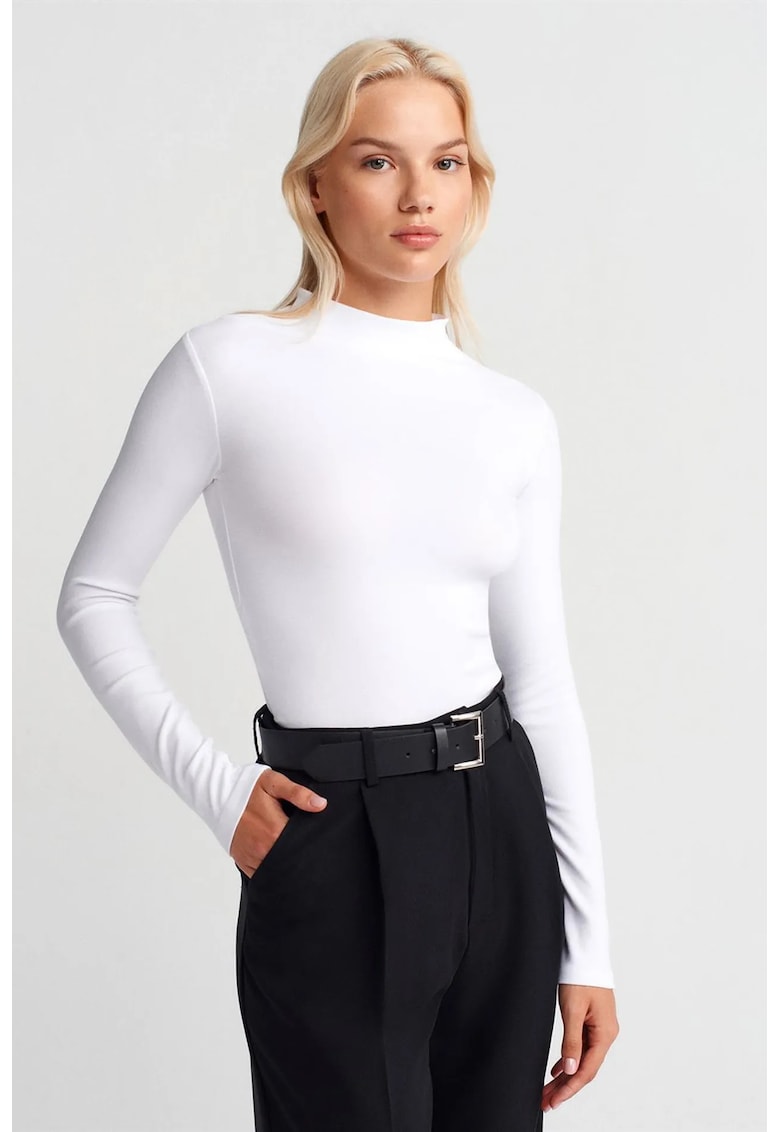 Top slim fit - maneca lunga - alb - bumbac cu elastan