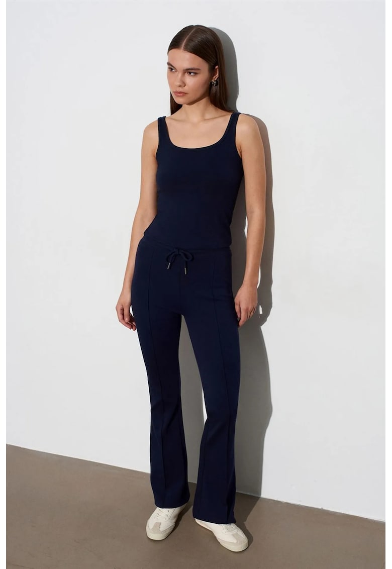 Pantaloni dama - evazati - talie medie - albastru marin - jerseu