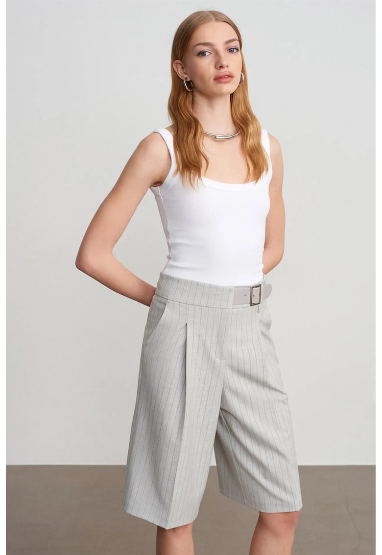 Pantaloni scurti - talie inalta - cu dungi - gri deschis - poliester-viscoza-elastan