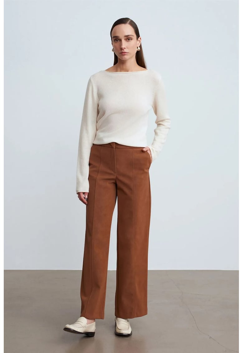 Pantaloni dama - maro camel - imitatie de piele intoarsa - Maro camel