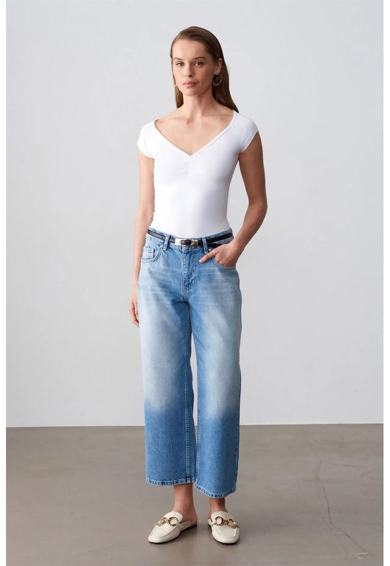 Blugi dama - Capri - talie joasa - croiala larga - denim albastru deschis-mediu - 100% bumbac