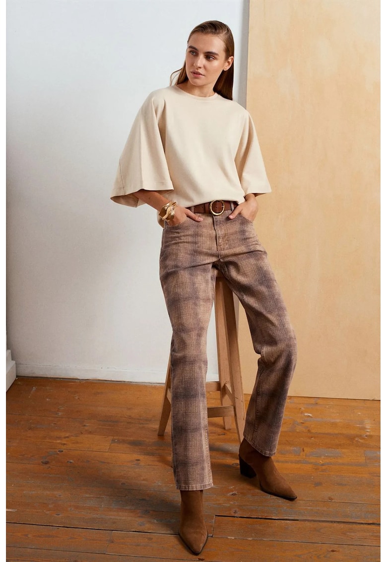 Blugi dama - talie inalta - croiala dreapta - maro - denim