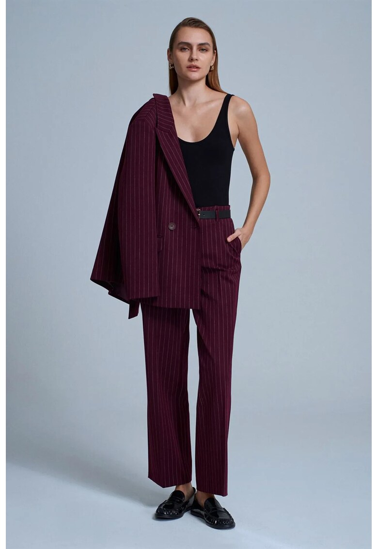Pantaloni dama - croiala dreapta - cu curea - dungi - Rosu Burgund - crep