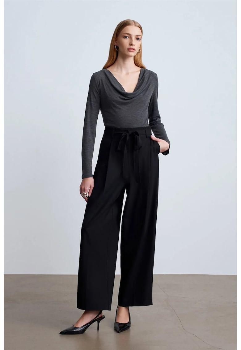 Pantaloni dama - crep - Negru