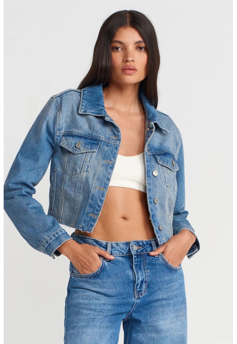 Geaca de blugi scurta denim albastru - maneci lungi - inchidere cu nasturi - 100% bumbac