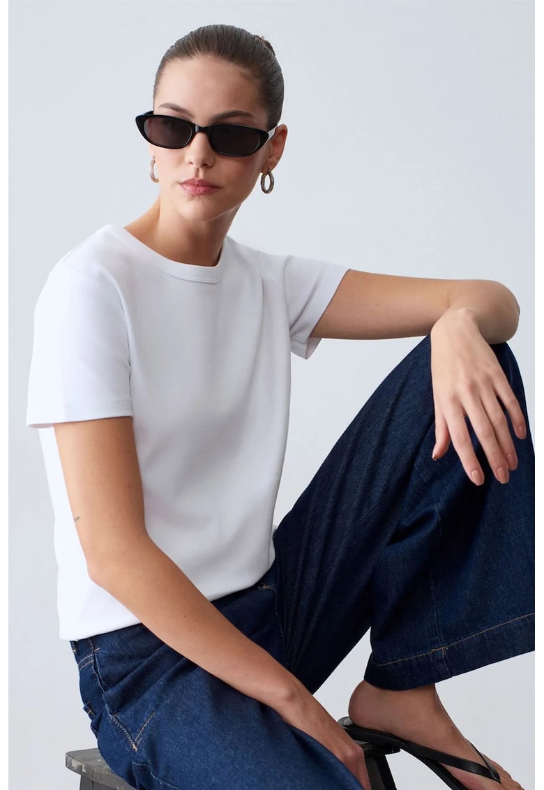 Tricou dama - tricou cu guler rotund - alb - regular fit - 95% bumbac