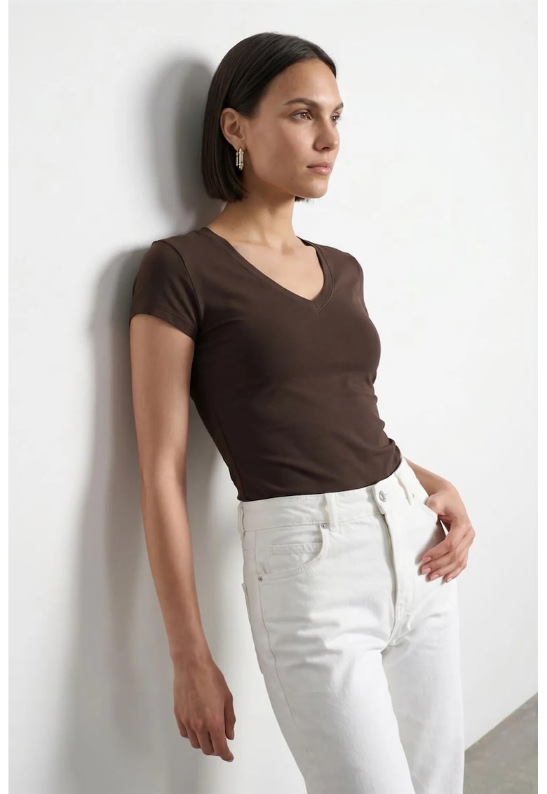 Bluza dama - Bluza Slim Fit - decolteu in V - elastic - maro cafea - jerseu