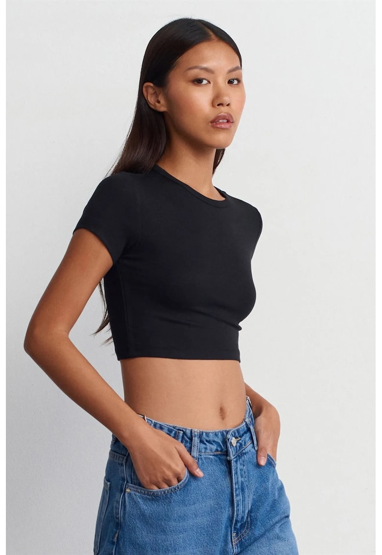 Tricou dama - crop - slim fit - negru - elastic - 96% viscoza - 4% elastan