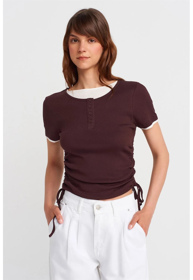 Tricou dama slim fit - detalii cu snur - rosu burgundy - 100% bumbac -