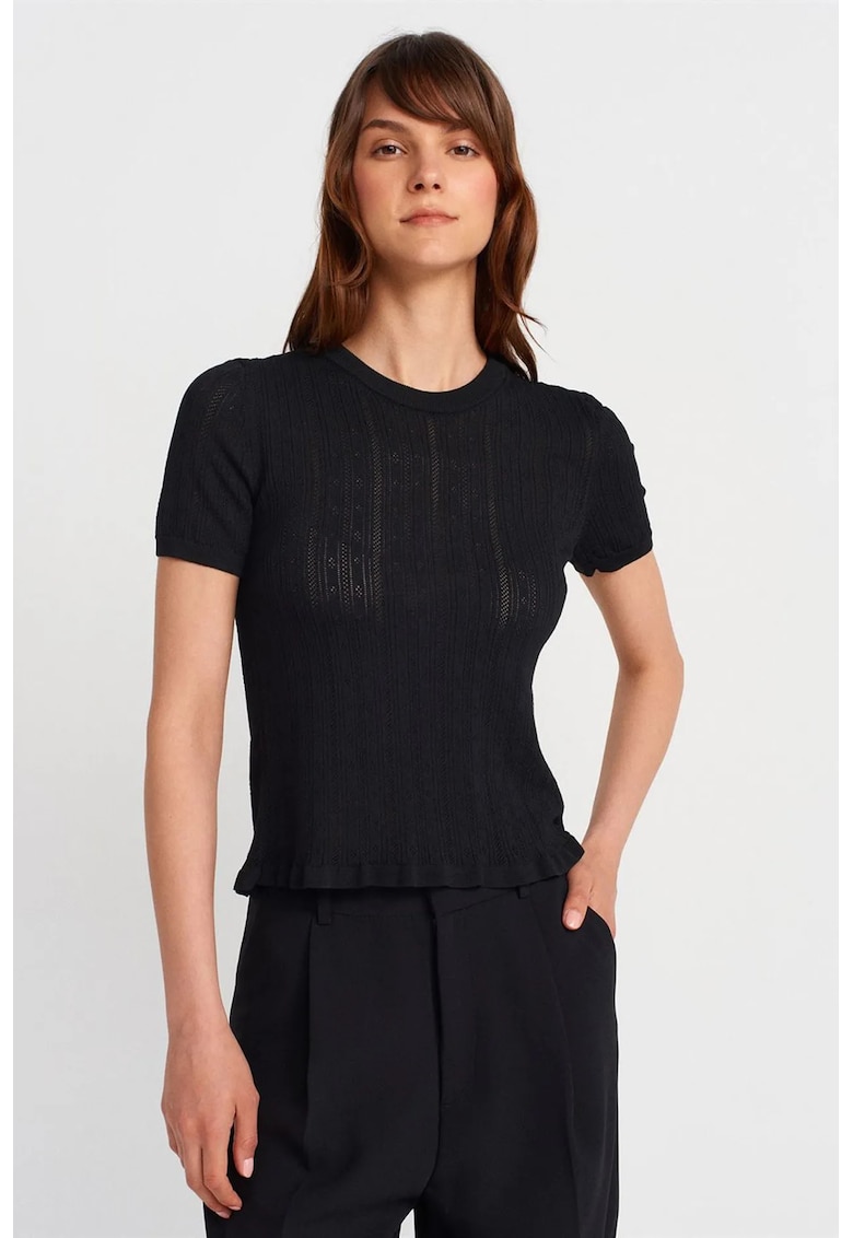 Bluza dama - bluza cu maneca scurta - volanase - negru - texturata -