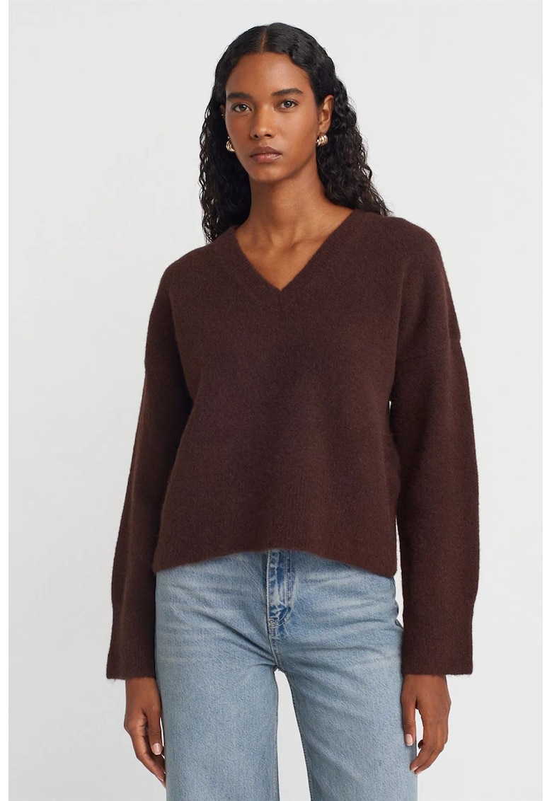 Pulover dama - regular-fit - decolteu in V - maneci lungi - maro cafea - tricotat -