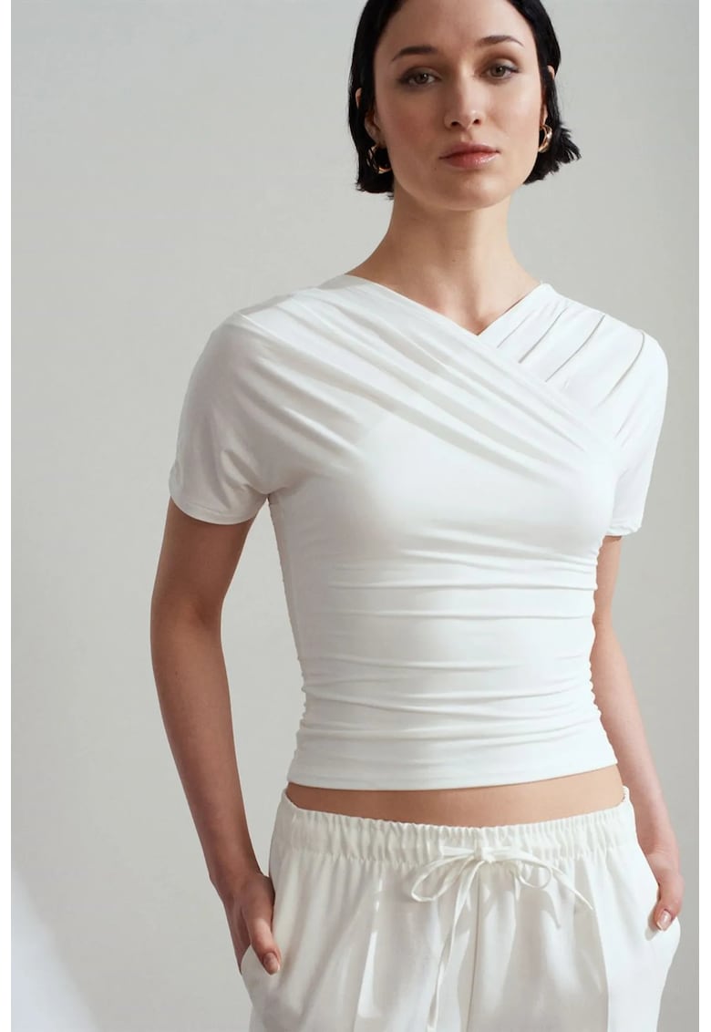 Bluza dama - bluza slim fit - decolteu in V - alb - jerseu