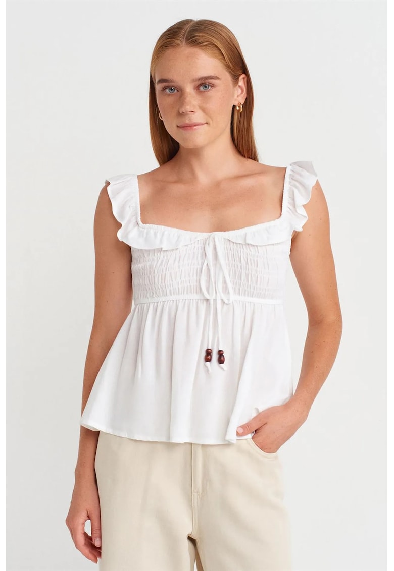 Bluza dama - fara maneci - decolteu patrat - volanase - Alb - 70% viscoza - 30% in