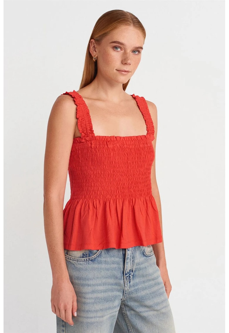 Bluza dama - fara maneci - decolteu patrat - volane - Rosu - bumbac-modal