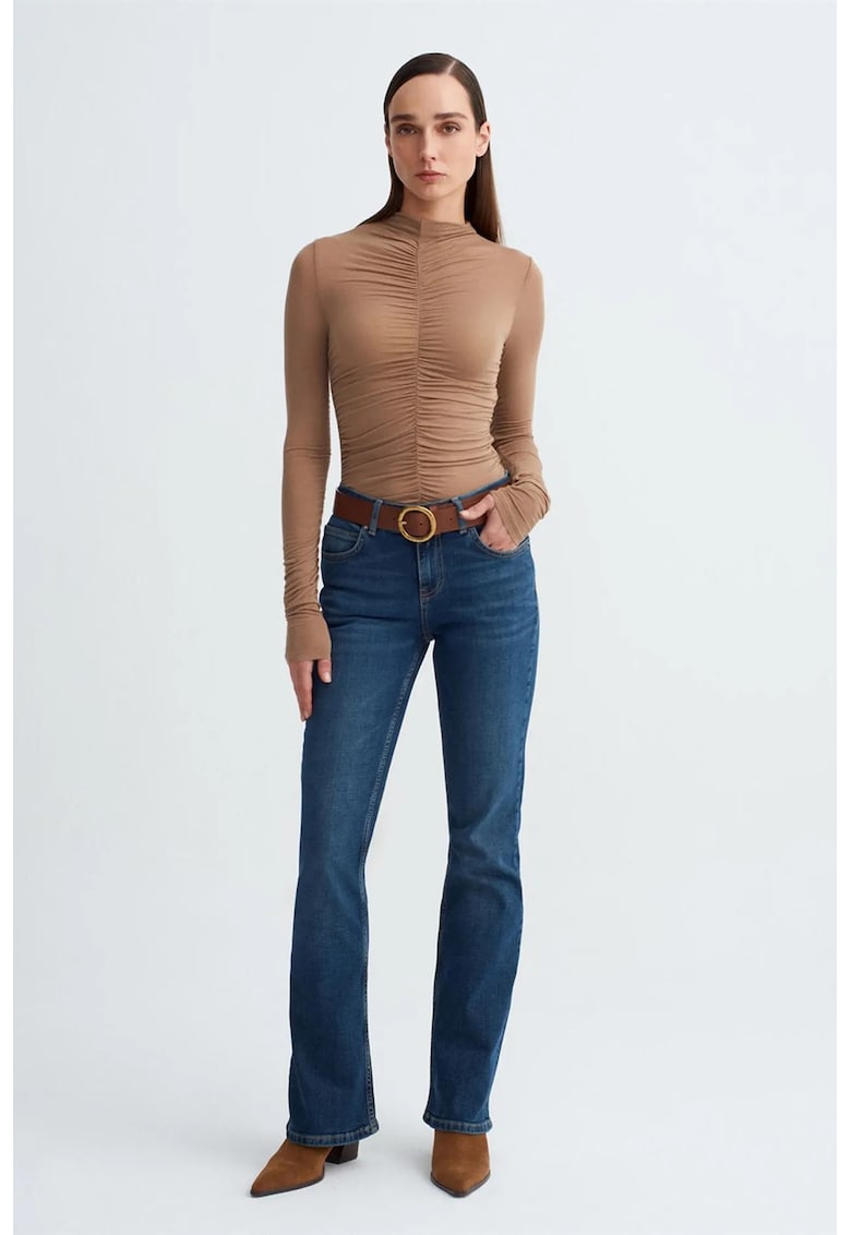 Blugi dama - talie joasa - croiala dreapta - denim albastru mediu - 98% bumbac - 2% elastan