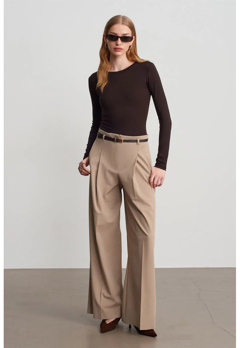 Pantaloni dama - cu talie inalta - largi - bej natural - din crep