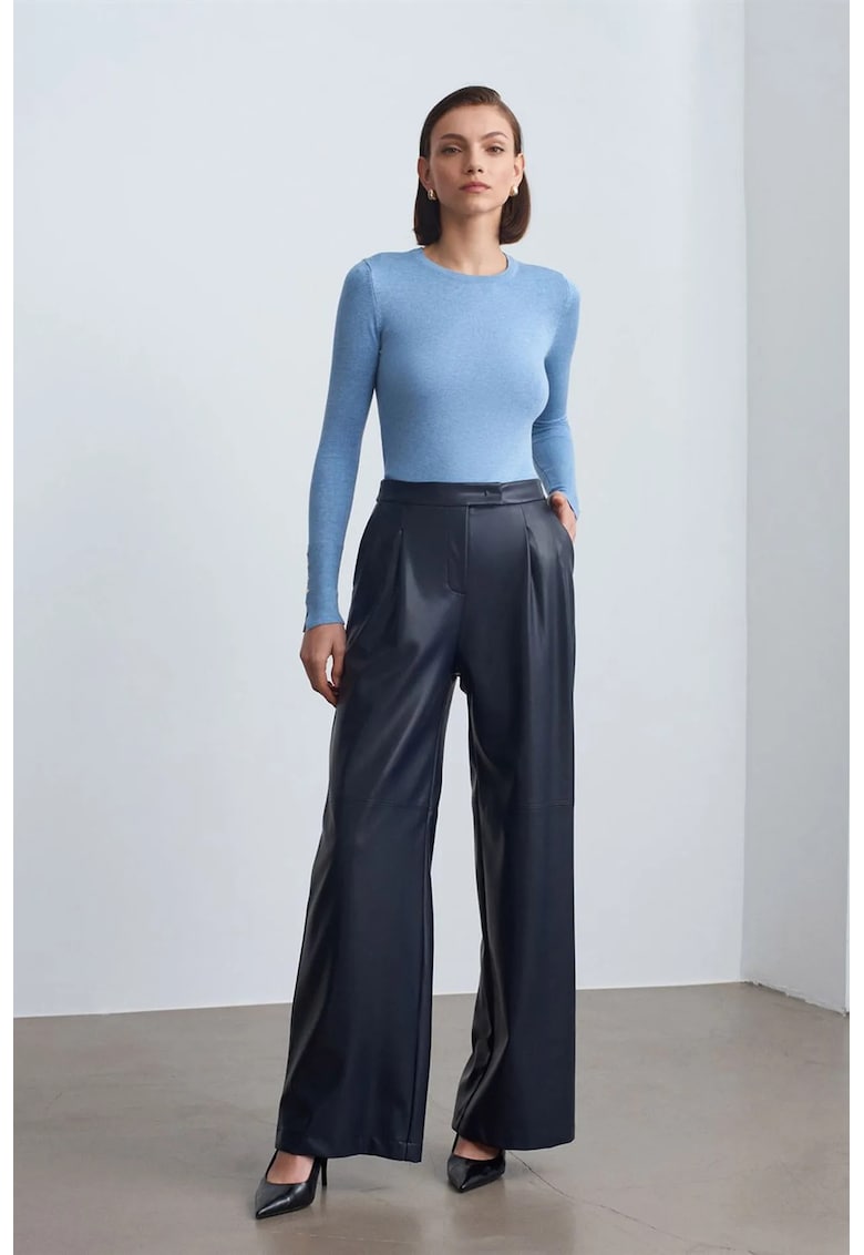 Pantaloni dama - talie inalta - croiala larga - albastru marin - imitatie de piele