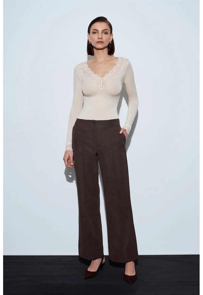 Pantaloni dama - talie inalta - croiala larga - maro mocha inchis - imitatie de piele