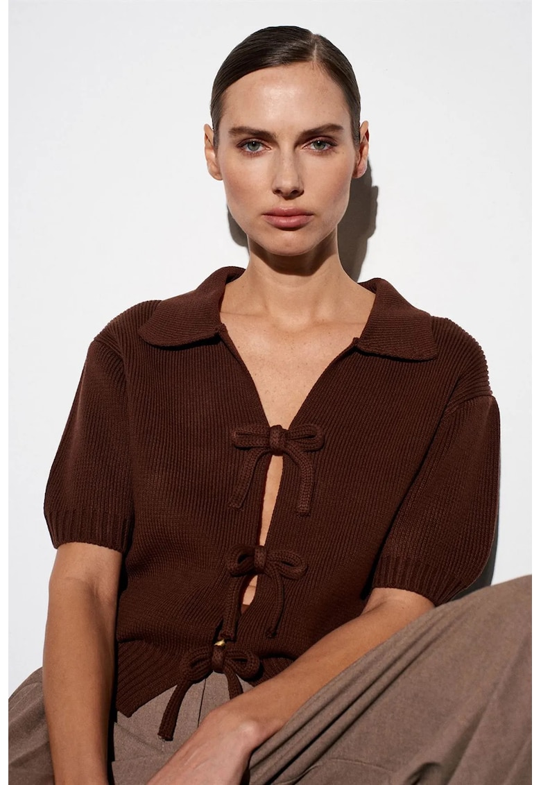 Cardigan dama - acrilic reiat - maneci scurte - maro cafea - cu legatura in fata -
