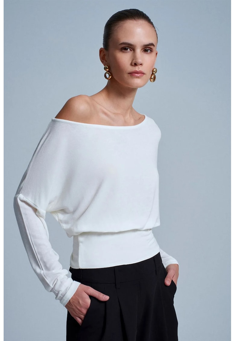 Bluza dama - bluza cu guler barca - maneca lunga - alb - lejer