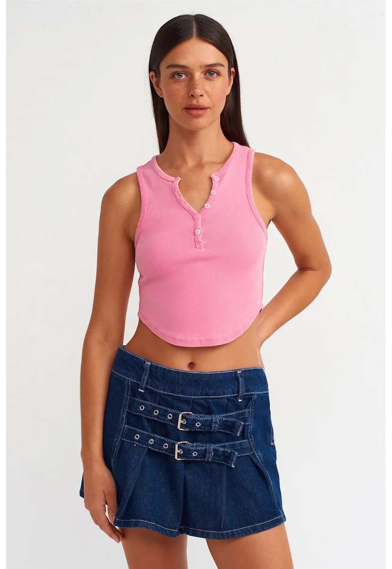 Bluza crop slim fit - roz aprins - bumbac-elastan - fara maneci - cu nasturi -