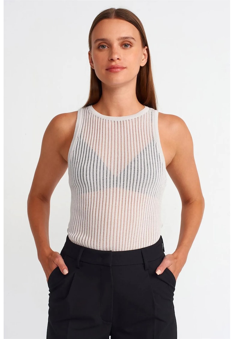 Bluza dama - slim-fit - alb - tricotata - fara maneci -