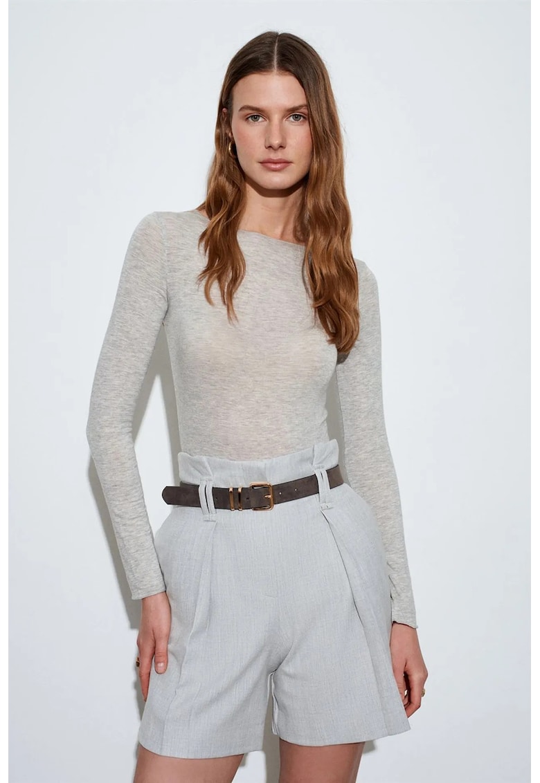 Pantaloni scurti - talie inalta - curea - gri deschis - amestec poliester-viscoza-elastan