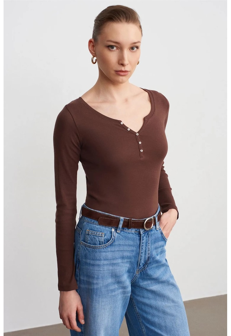 Bluza dama - slim fit - maneca lunga - bumbac - maro cafea