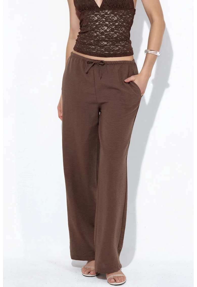Pantaloni dama - croiala dreapta - maro cafea - poliester