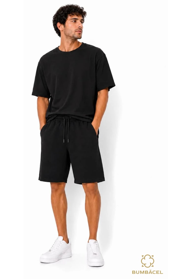 Pantaloni sport scurti pentru barbati - din bumbac - cu buzunare si snur in talie - Negru