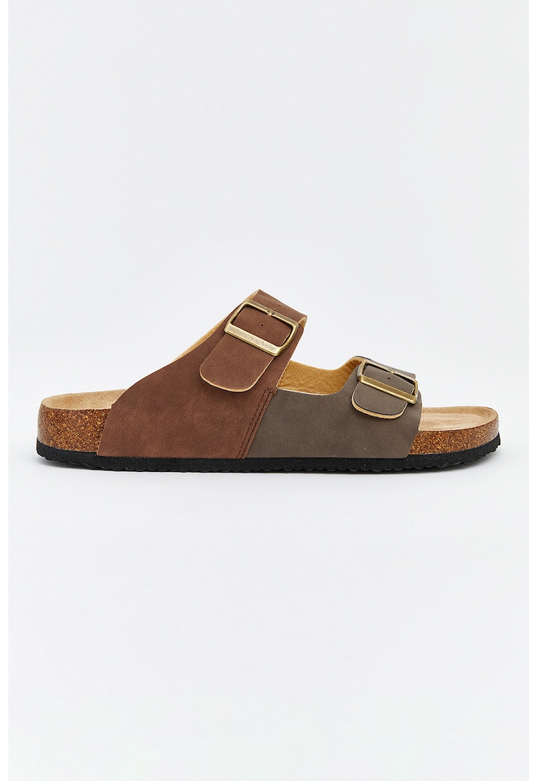 Papuci cu model cu catarama - Maro/Maro taupe inchis