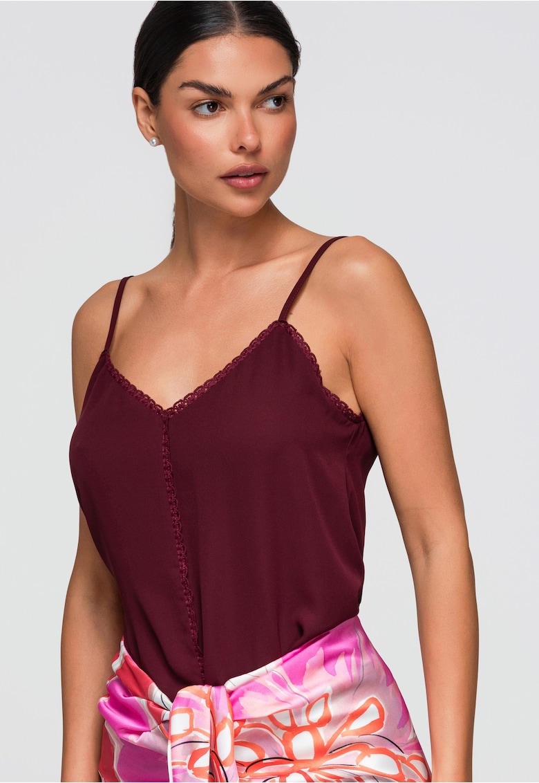 Bluza dama cu decolteu in V - ramitele ajustabile - croiala lejera OW-TS-E0057 - Visiniu