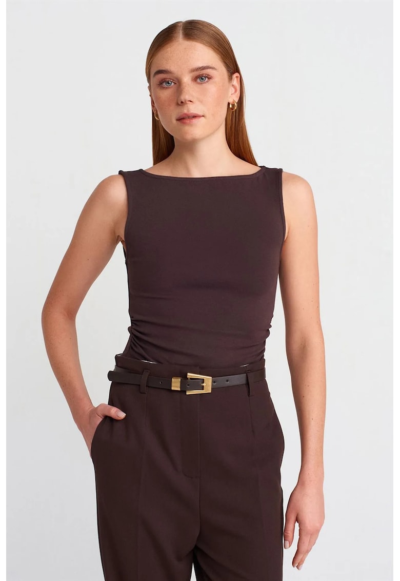 Bluze dama - bluza fara maneci - decolteu barcuta - maro mocha inchis - bumbac elastan