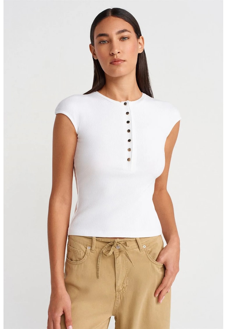 Tricouri dama - tricou mulat cu guler rotund - alb - 92% bumbac - 8% elastan