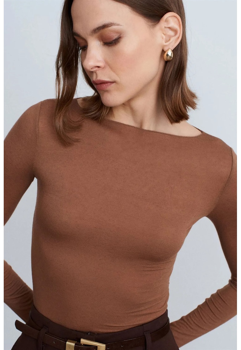Bluze dama - Bluza tricotata Slim Fit - elastic - maro nuc - maneca lunga