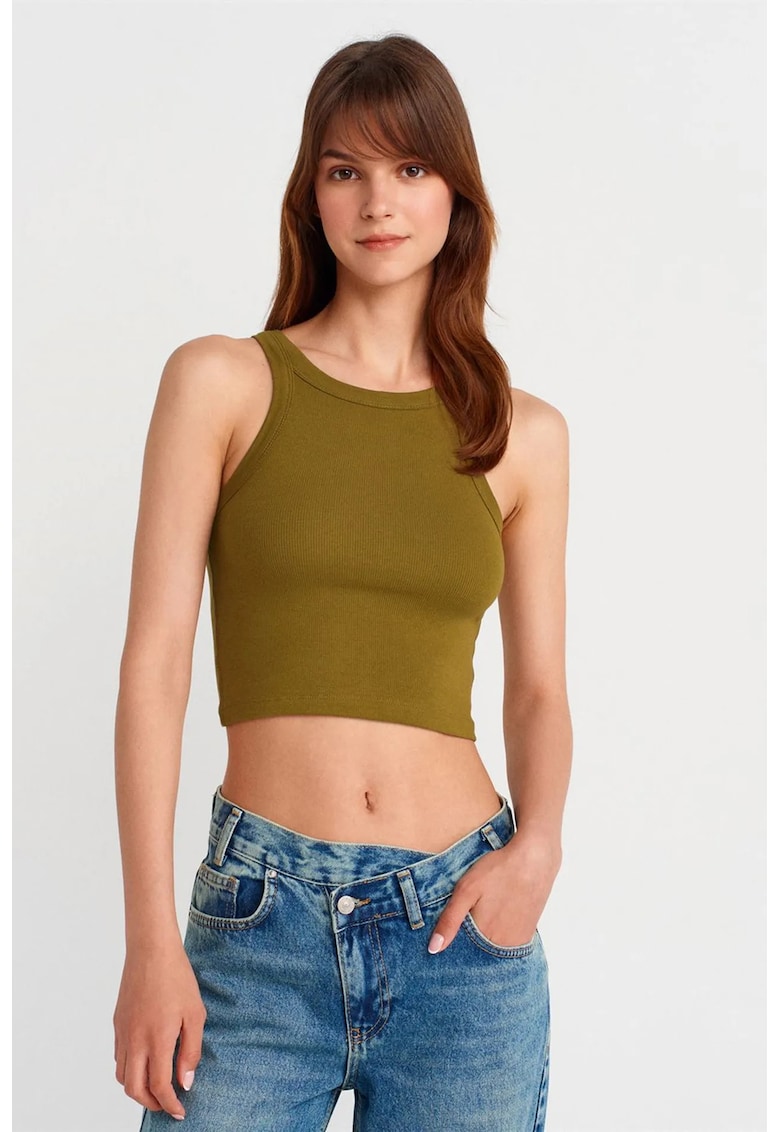 Bluza dama - top scurt fara maneci - verde olive - amestec de bumbac reiat