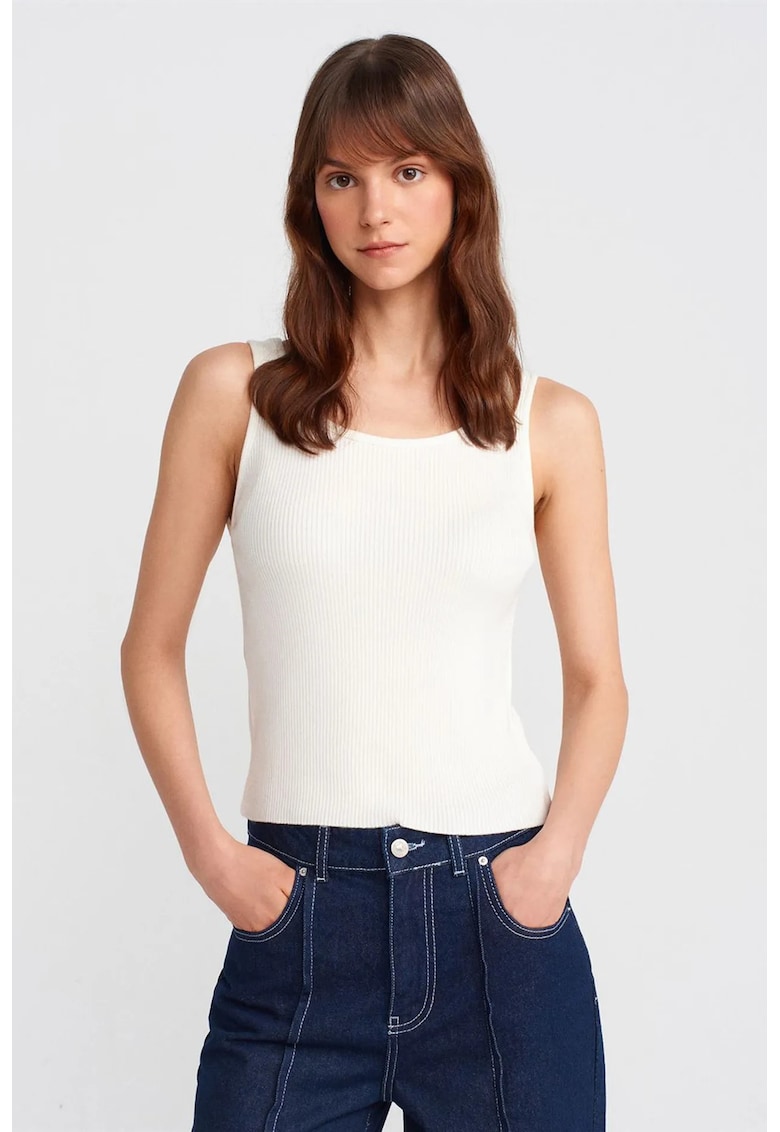 Bluze dama - bluza Cami tricotata fara maneci - alb prafuit - casual